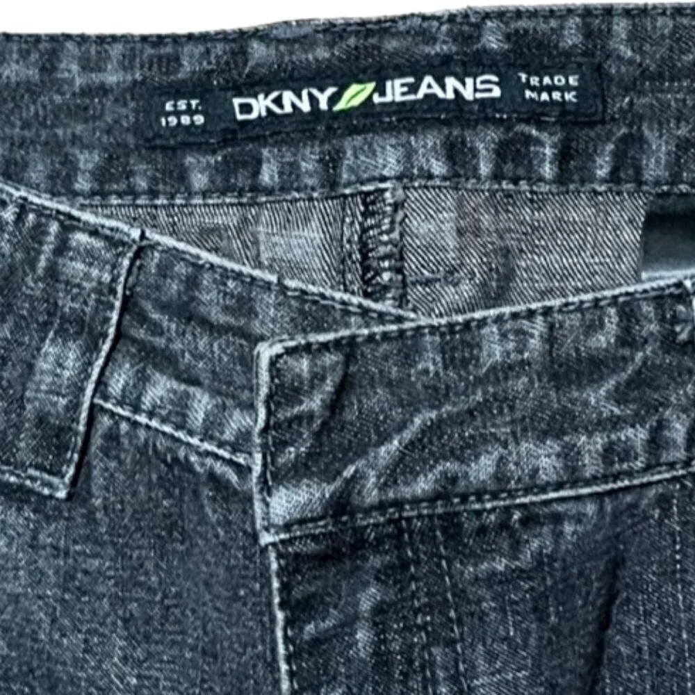 DKNY Jeans Women's Size 8 Black Bootcut Excellent condition - Picture 4 of 8